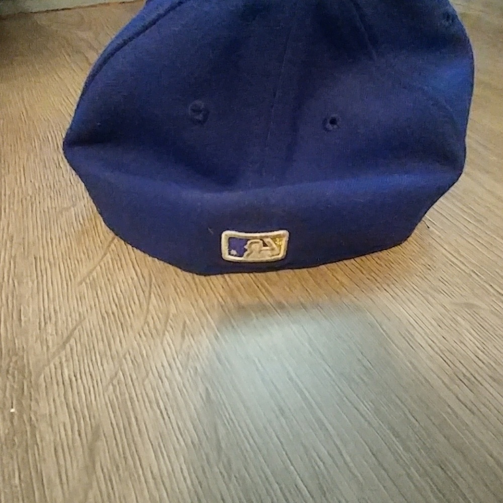 Baseball hat - Picture 2 of 3